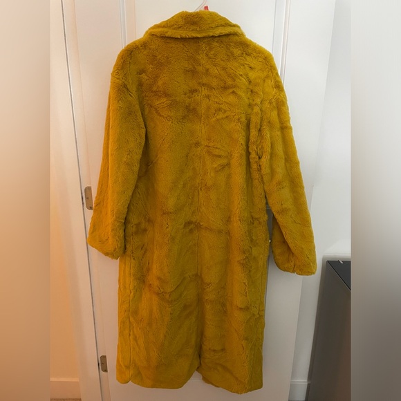 Size Large Shein faux fur mustard maxi coat - Picture 2 of 3